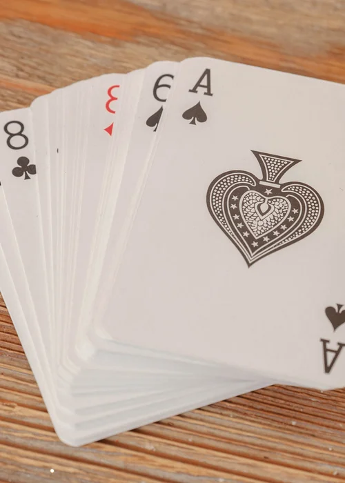 Harvey Makin Pack of Playing Cards In Brown Wooden Box - One Size Image 5