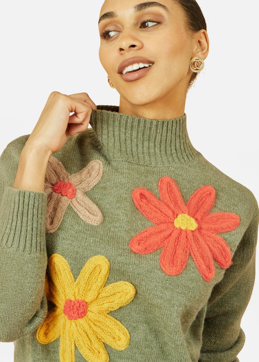 Yumi Green Knitted High Neck Jumper With Applique Flowers - M Image 2