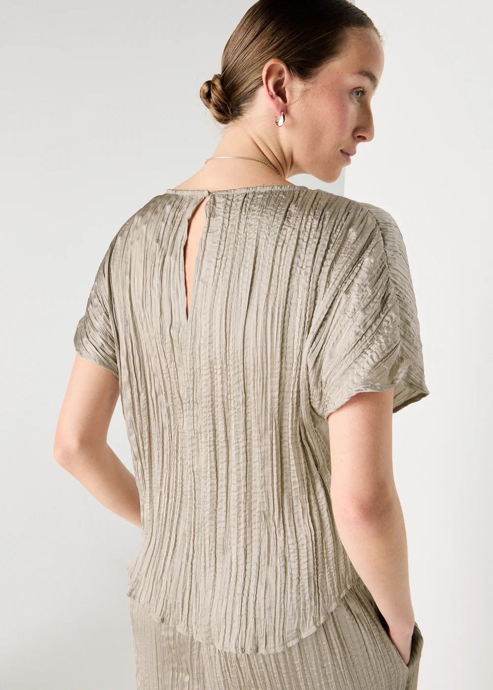 Et Vous Taupe Crinkle Satin Co Ord Top - XL Image 2
