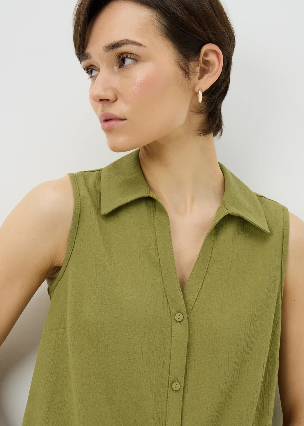 Khaki Sleeveless Clipper Shirt - 26 Image 2