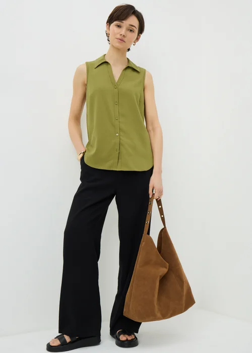 Khaki Sleeveless Clipper Shirt - 26 Image 1
