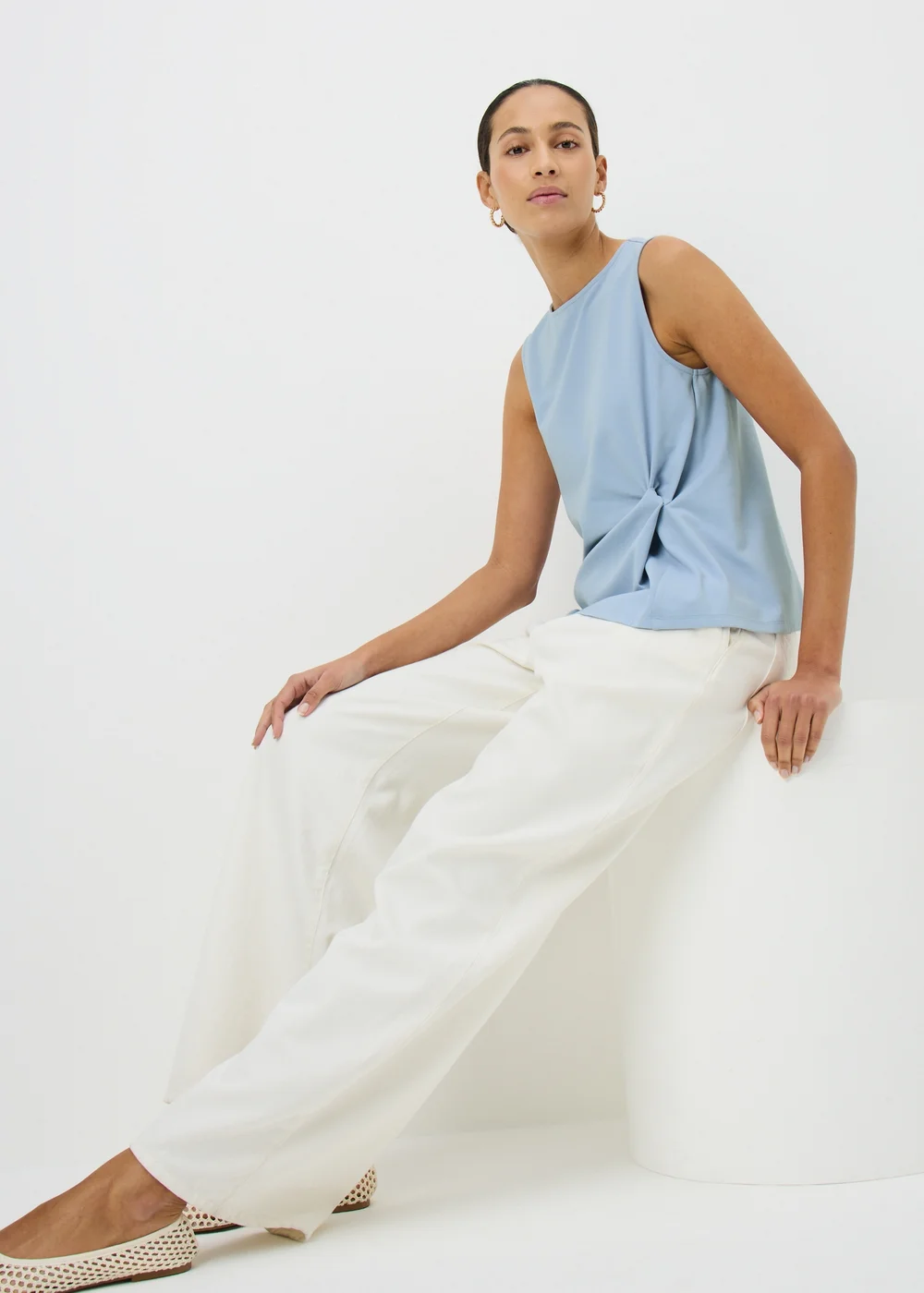 Blue Knot Front Vest Top - 8 Image 1