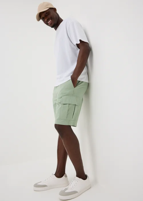 Green Linen Blend Cargo Shorts - S Image 1