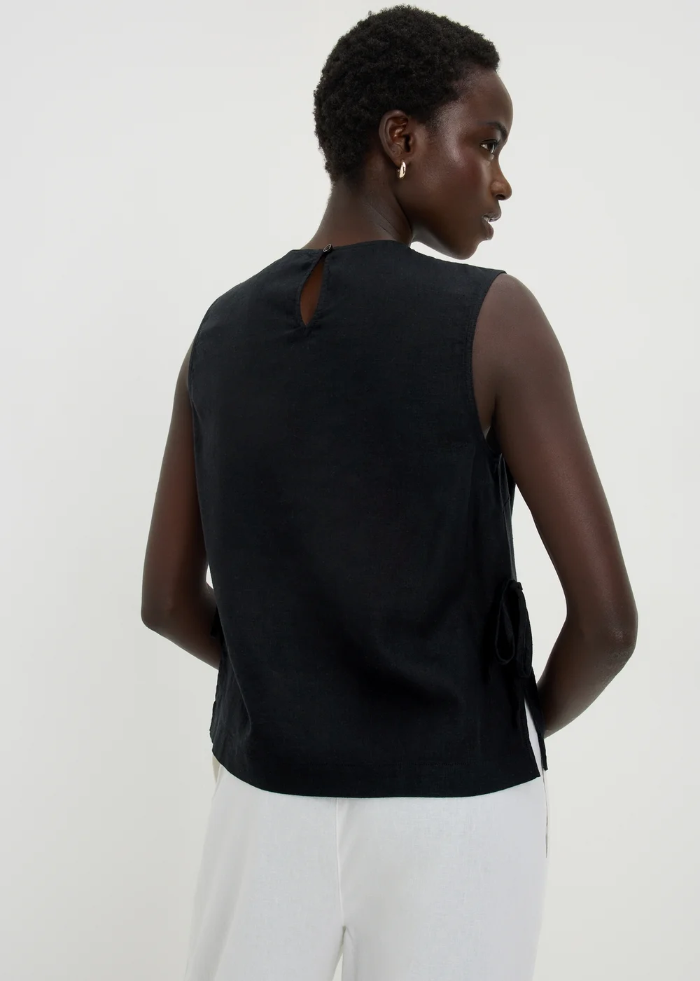 Black Linen Blend Vest Top - Size 14 Image 2