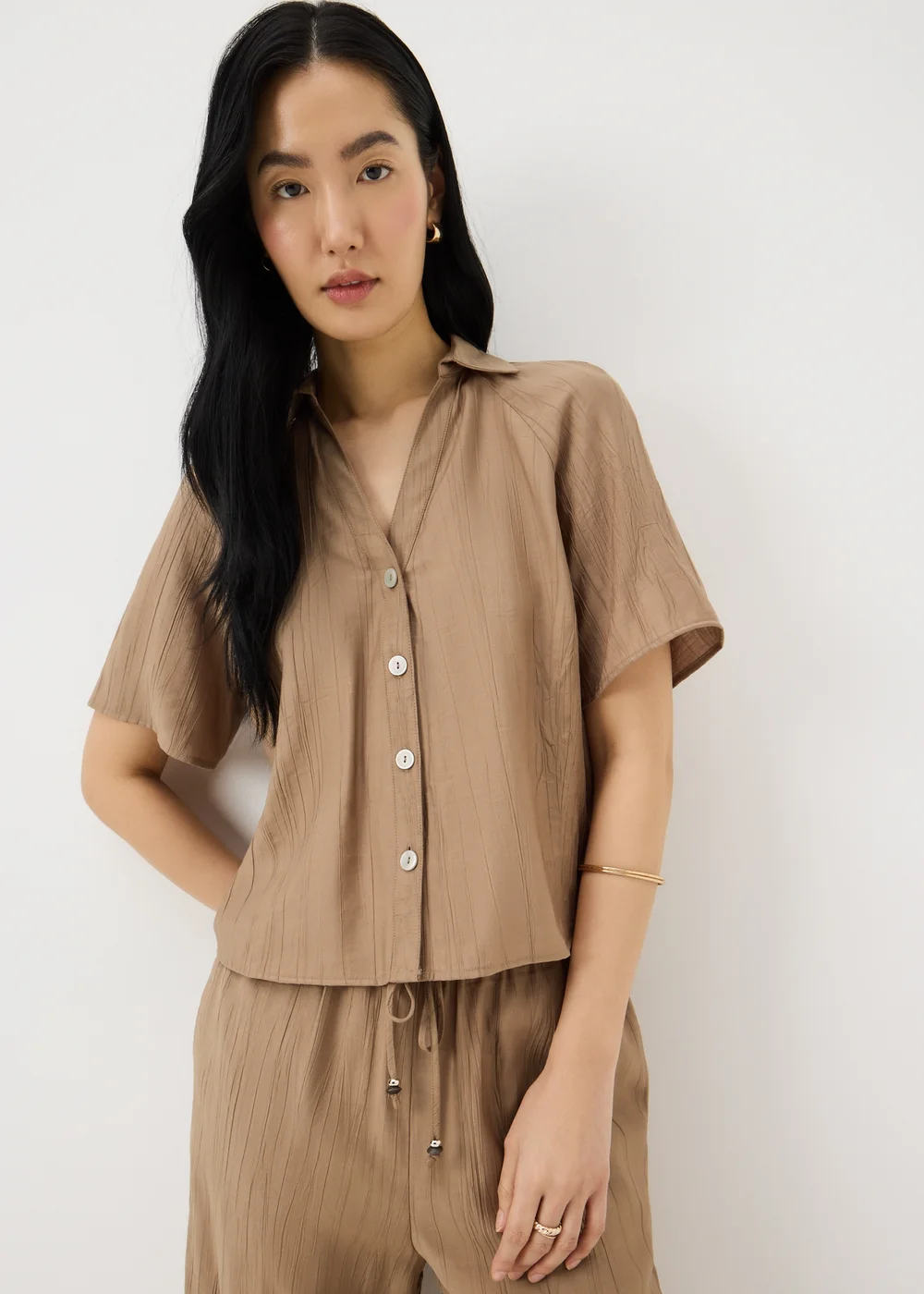 Caramel Crinkle Textured Co Ord Shirt - 8 Image 1