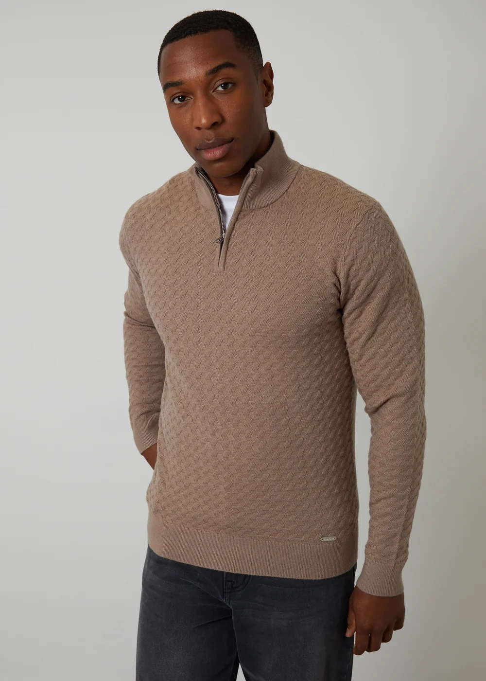 Threadbare Natural Textured Cable Knit Quarter Zip Jumper - M Image 1