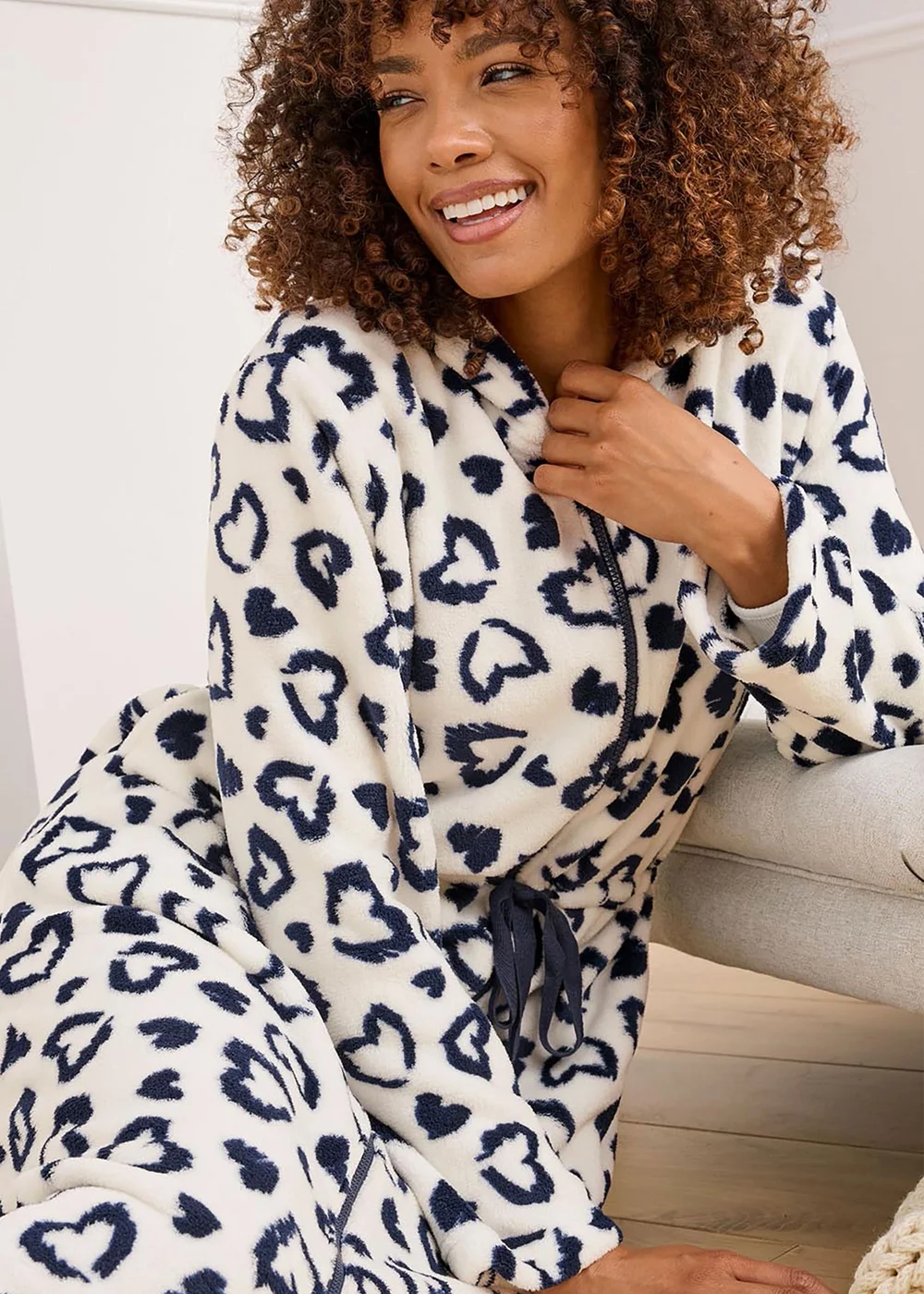 Cotton Traders Warm Cream Fleece Zip Front Dressing Gown - Size 26-28 Cotton Traders Warm Cream Fleece Zip Front Dressing Gown - Size 26-28