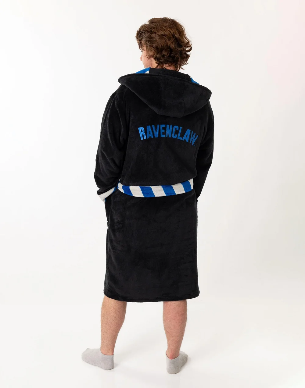 Vanilla Underground Harry Potter Ravenclaw Adults Black Hooded Bathrobe - Medium Image 2