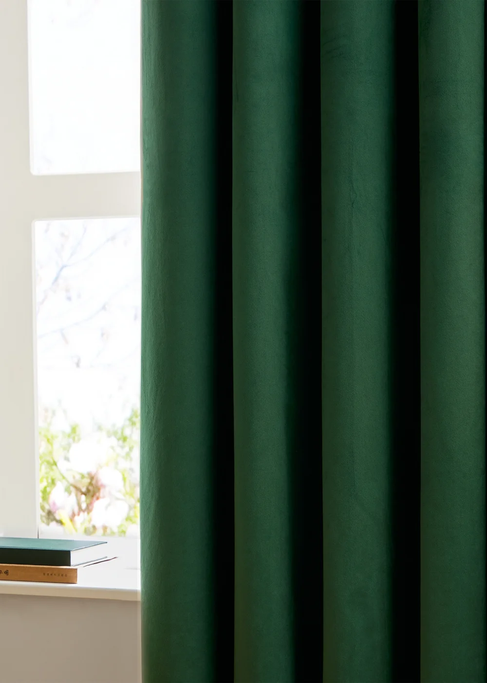 Furn The Ultimate Velvet Blackout Eyelet Curtain Pair Emerald - 46W X 54D (117x137cm Image 4