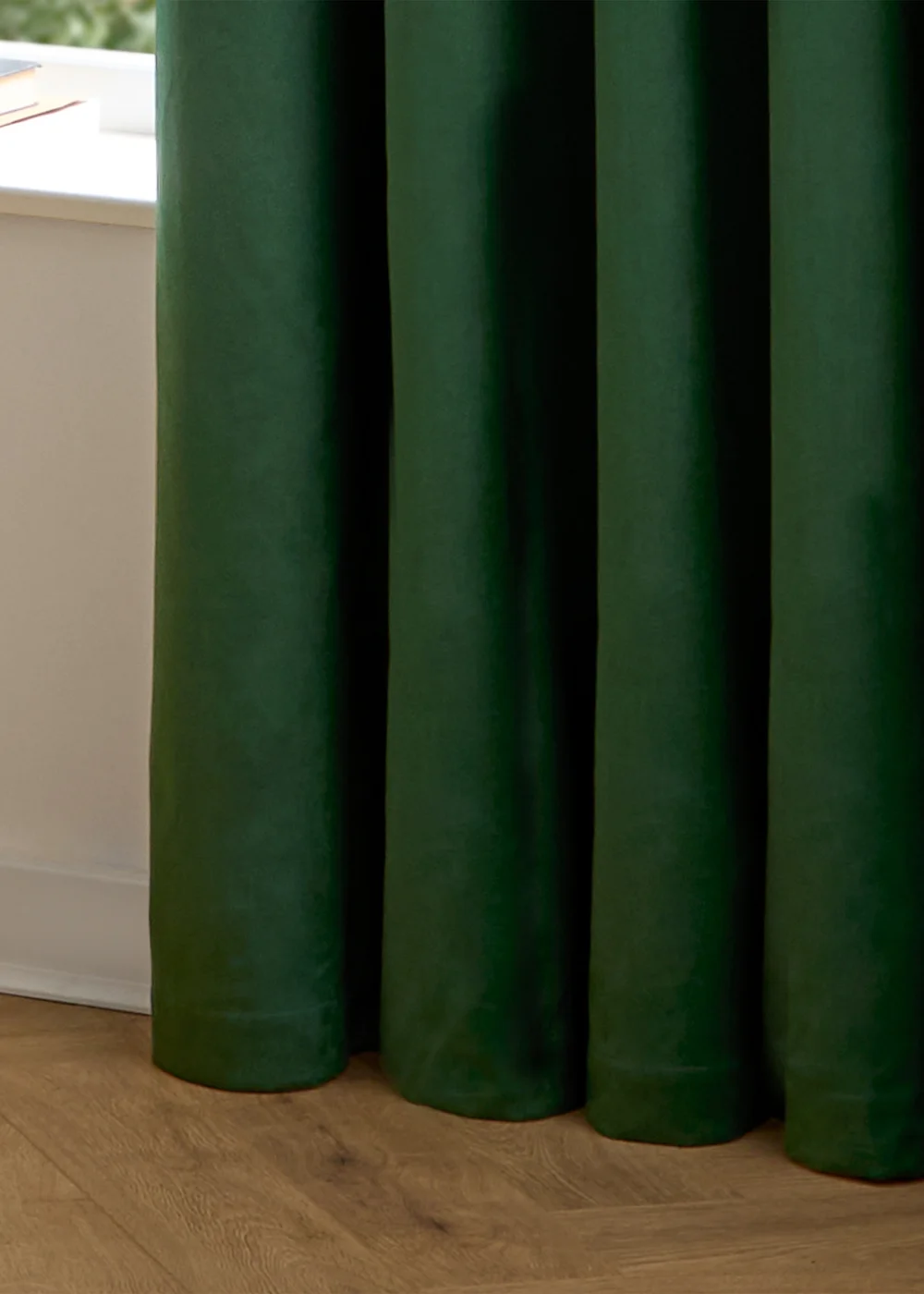 Furn The Ultimate Velvet Room Darkening Eyelet Curtain Pair Emerald - 46W X 54D (117x137cm Image 5