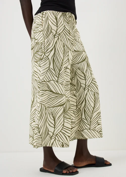 Khaki Leaf Print Twill Wide Leg Culotte Trousers - 18 Image 2
