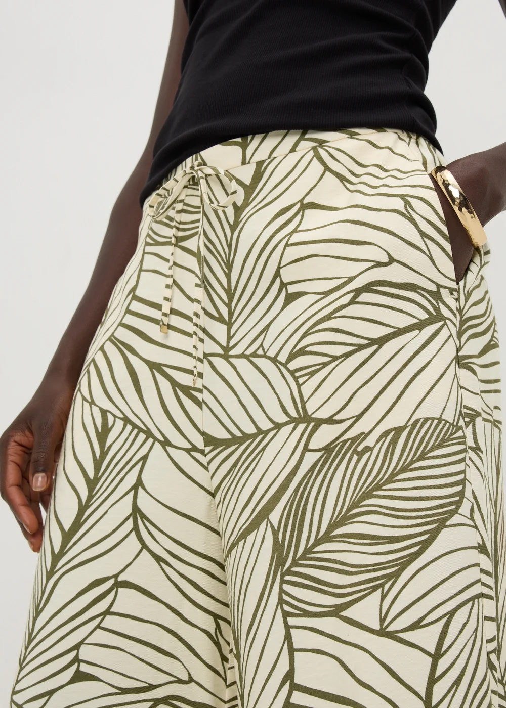 Khaki Leaf Print Twill Wide Leg Culotte Trousers - 18 Image 3