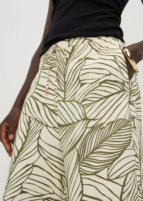Khaki Leaf Print Twill Wide Leg Culotte Trousers - 18 Image 3