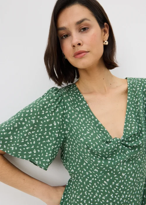 Green Ditsy Floral Print Mini Tea Dress - 8 Image 3