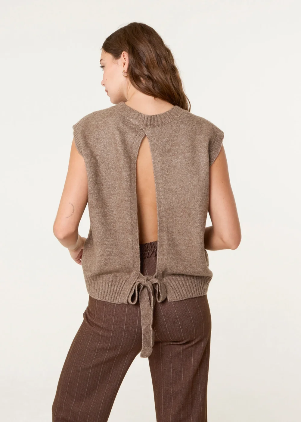 Blue Vanilla Brown Round Neck Vest - 18-20 Image 4