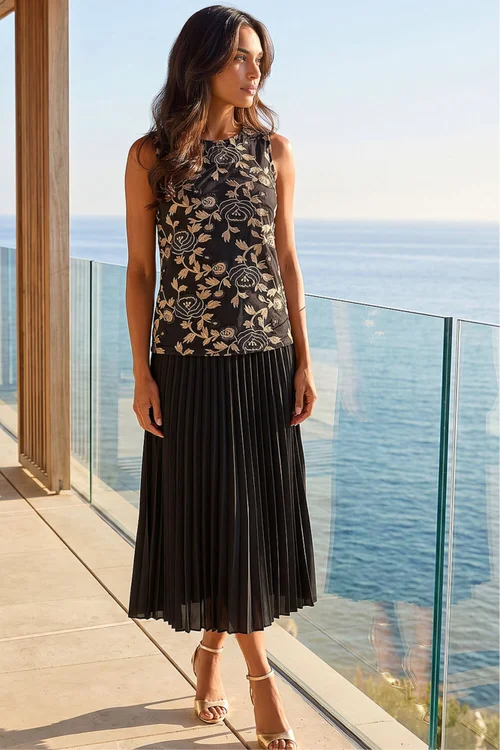 Roman Gold Floral Print Foil Top - 12 Image 2