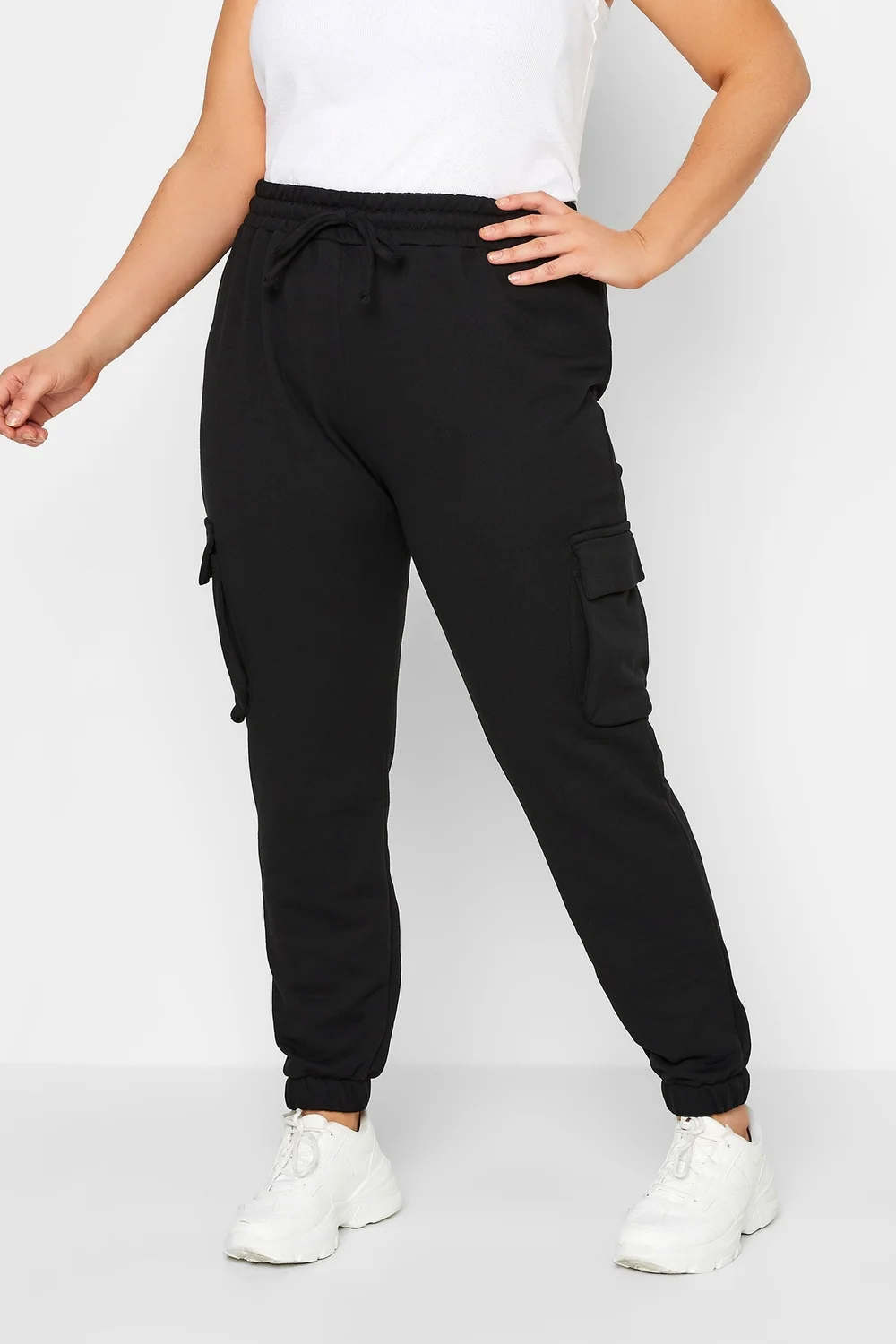 Yours Curve Black Cargo Joggers - Size 18 29 leg Image 1