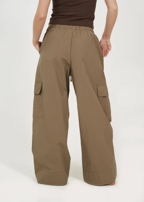 Brave Soul Khaki Baggy Cargo Trousers With Pocket Details - S Image 2