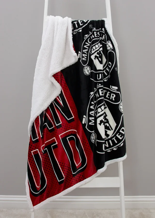 Manchester United Red Stacked Sherpa Fleece