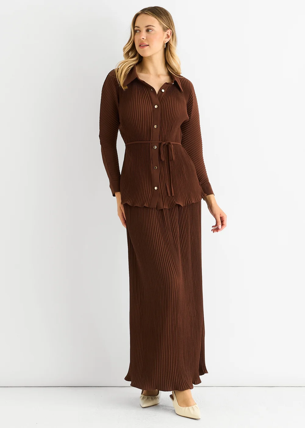 Gini London Chocolate Plisse Elasticated Waist Maxi Skirt - 6 Image 1