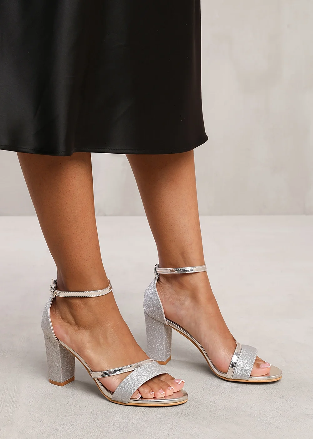 Wheres That From Perla Wide Fit Silver Block Heel Sandals - 6 Image 3