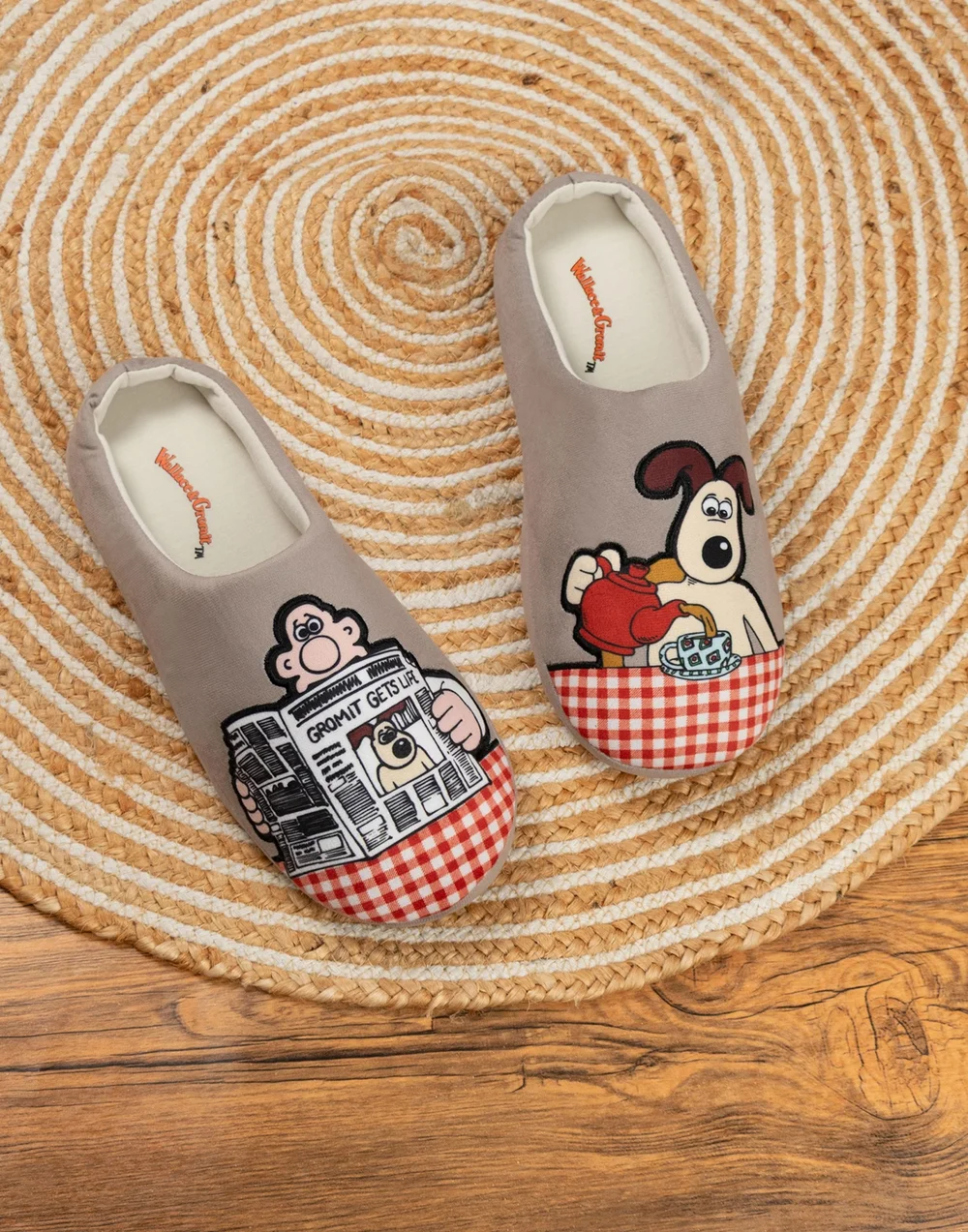 Wallace & Gromit Adult Grey Mule Slippers - 3-4 Image 2