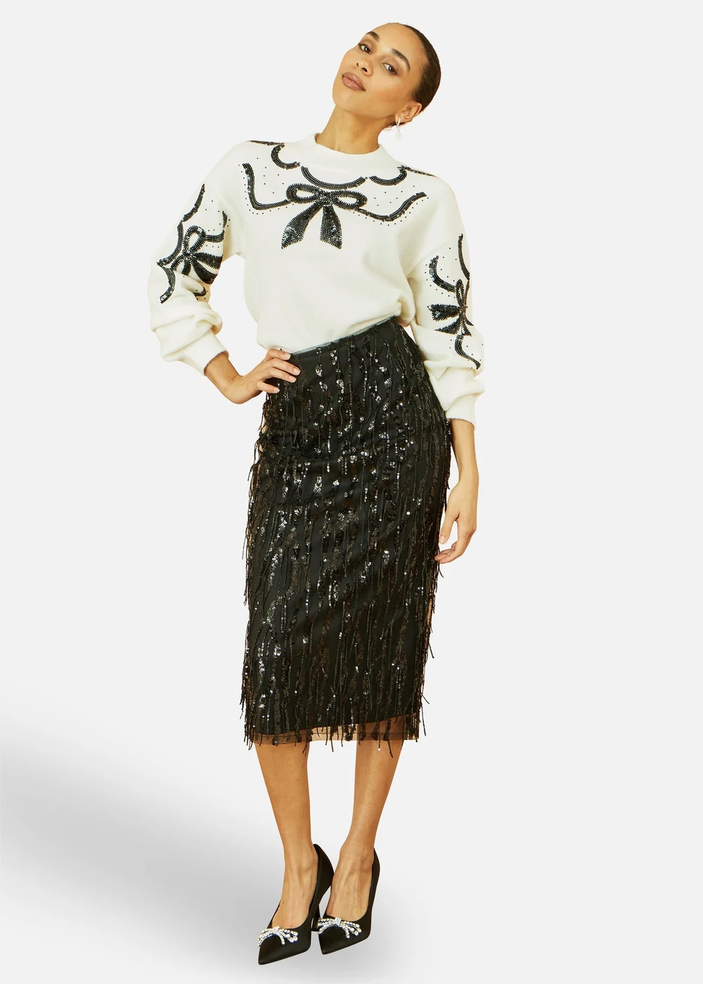 Yumi White Sequinned Bow Neckline Jumper - L Image 4