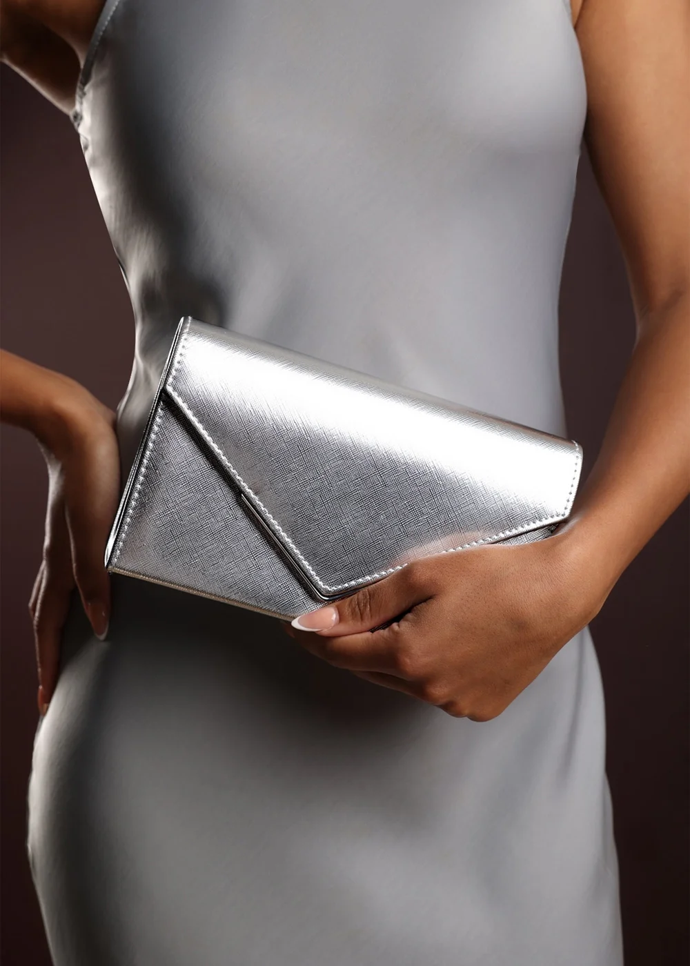 Where's That From Womens Linen Gold Metallic Faux Leather Clutch Bag - One Size Image 2