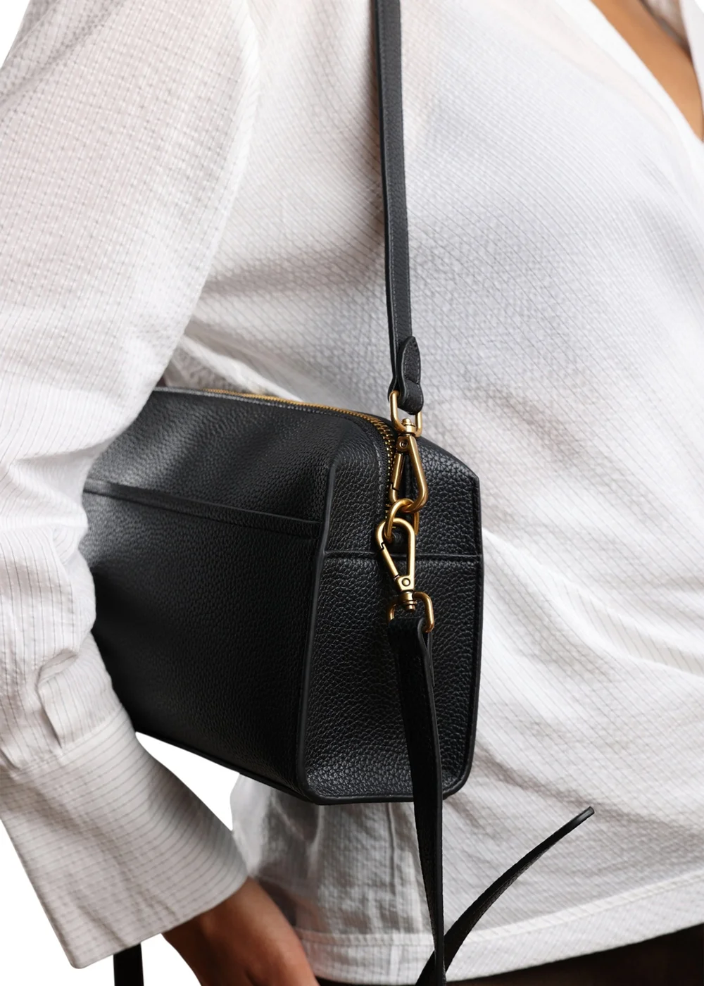 Where's That From Womens Dune Black Faux Leather Structured Mini Shoulder Bag - One Size Image 6