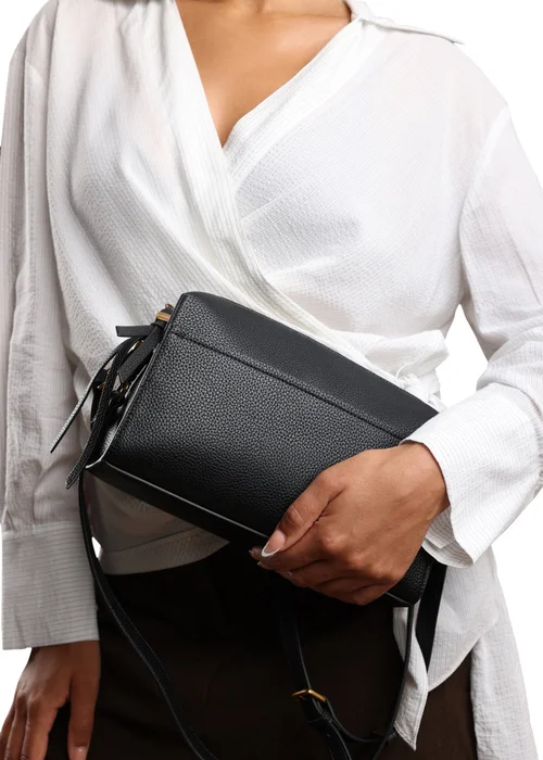 Where's That From Womens Dune Black Faux Leather Structured Mini Shoulder Bag - One Size Image 2
