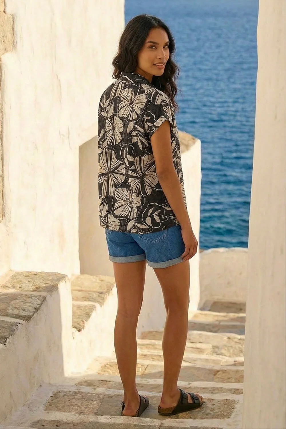 Roman Black Printed Broderie Collared Top - 16 Image 3