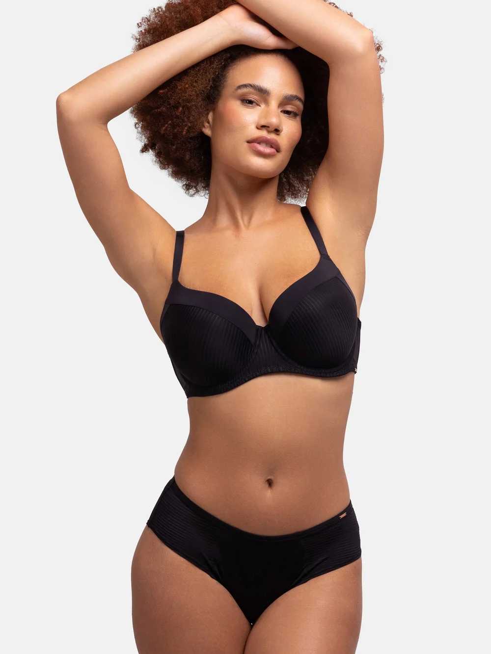 Dorina Demi Black Carmen Light Padded - 40F Image 1