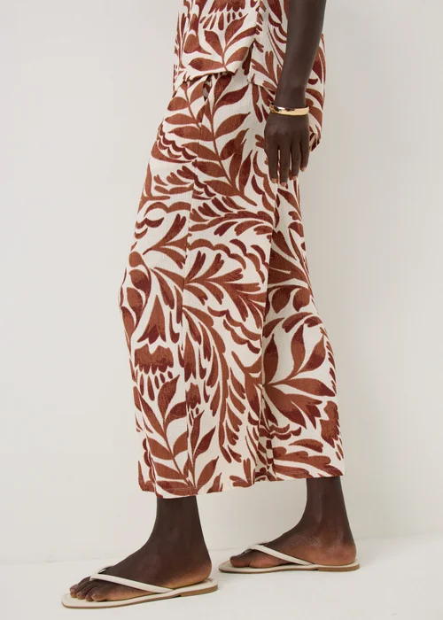 Chocolate Brown Leaf Textured Cropped Co Ord Trousers - 18 Image 2