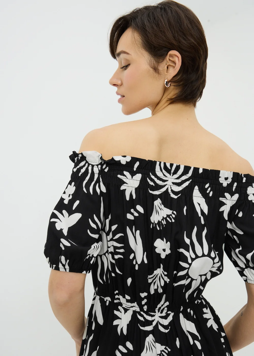 Black Sun Print Bardot Mini Dress - 20 Image 3