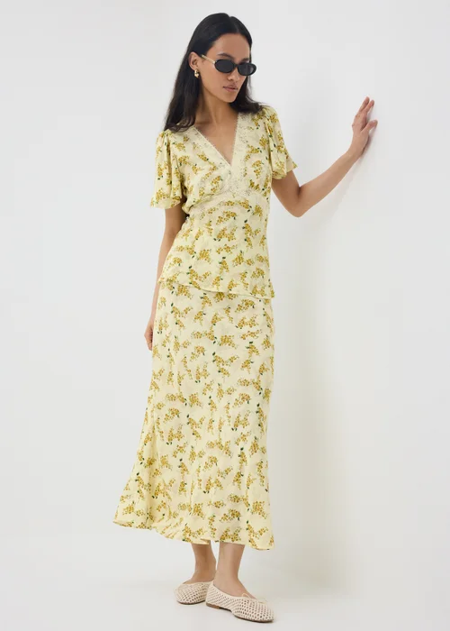 Yellow Floral Lace Co Ord Tea Top - 12 Image 1