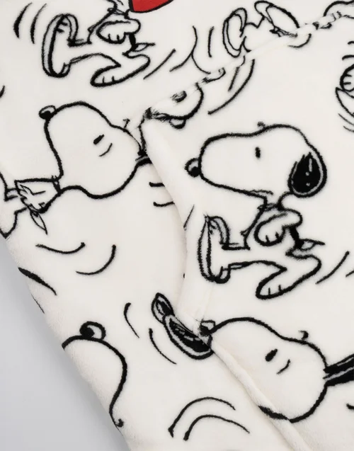 Vanilla Underground Snoopy White Blanket Hoodie - One Size Image 4