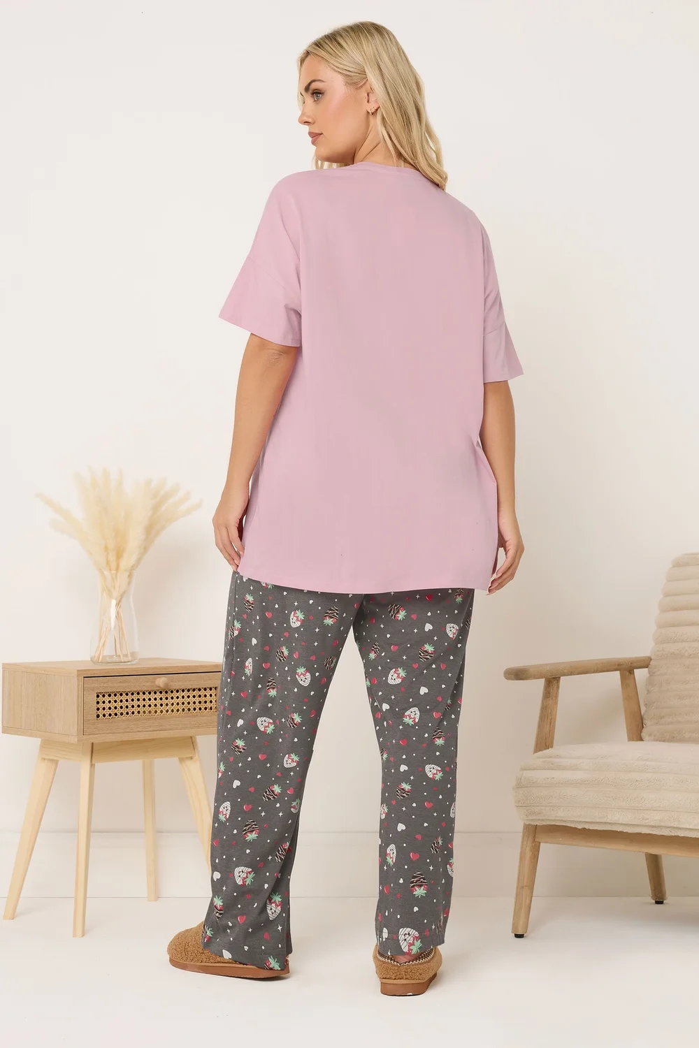 Yours Curve Pink 'Berry Sweet' Wide Leg Pyjama Set - Size 26-28 Image 3
