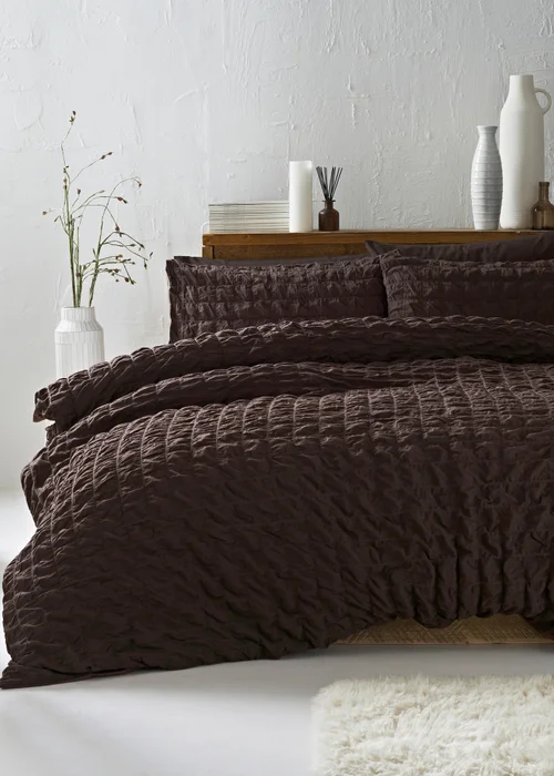 Chocolate Brown Check Seersucker Duvet Set - Double Image 1