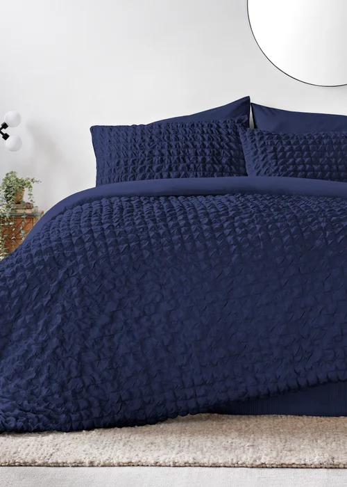 Navy Seersucker Duvet Set - Double Image 1