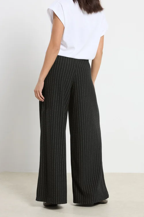 PixieGirl Petite Black Pinstripe Palazzo Wide Leg Trousers - Size 18 Image 3
