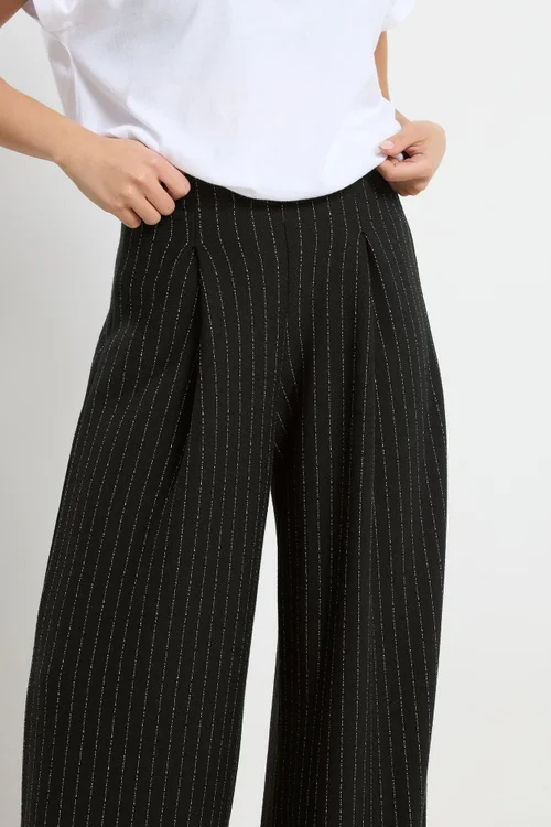 PixieGirl Petite Black Pinstripe Palazzo Wide Leg Trousers - Size 18 Image 4