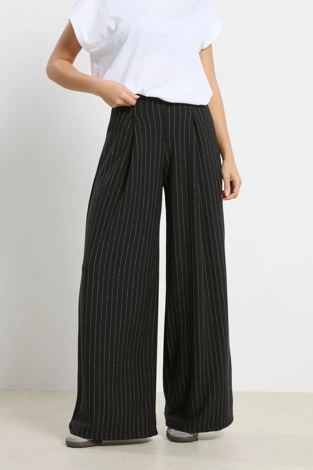 PixieGirl Petite Black Pinstripe Palazzo Wide Leg Trousers - Size 18 Image 2
