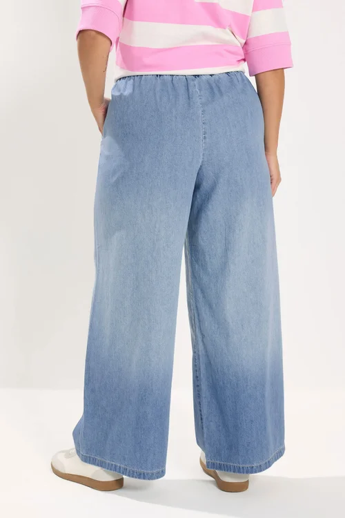 Yours Curve Mid Blue Wide Leg Jeans - 20/L30 Image 3