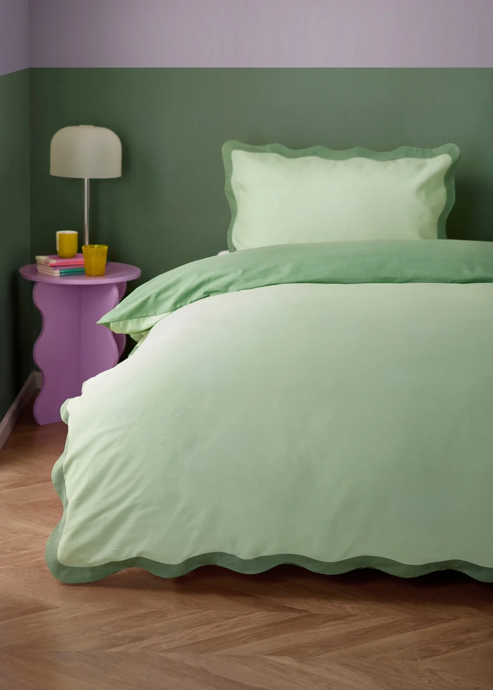 Furn Wiggle Scallop Green Duvet Cover Set - Single Image 1