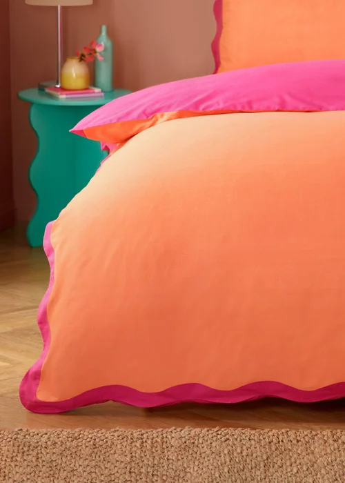 Furn Wiggle Scallop Coral Duvet Cover Set - Single Image 3