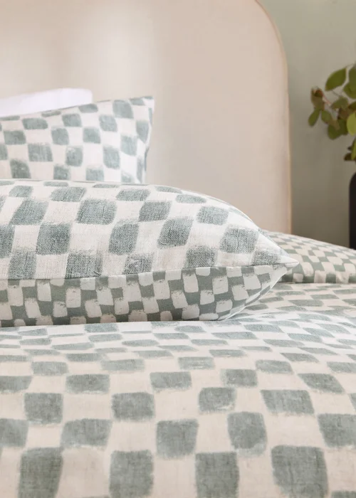 Hoem Nyhavn Checkerboard Reversible Aqua Duvet Cover Set - Single Image 2