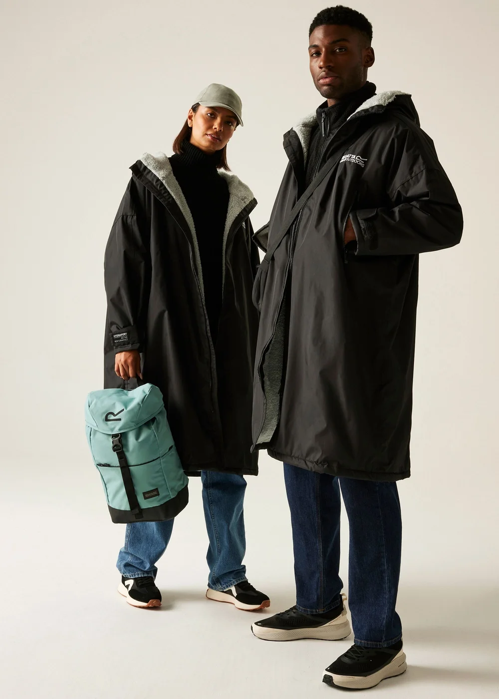 Regatta Black Adult Waterproof Robe with Hydrafort Technology - XS-S Image 1