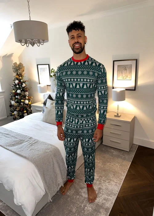 My Christmas Pyjamas Green Yuletide Two-Piece Long Matching Pyjama Set - XXL Image 1