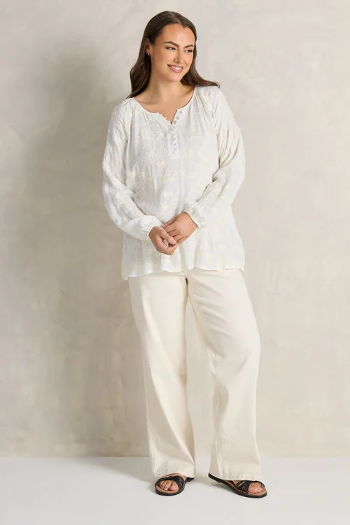 Evans Curve Ivory White Floral Embroidered Blouse - 16 Image 3
