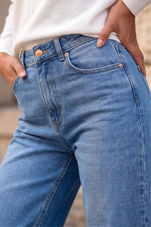 Roman Denim Petite Wide Leg Jeans - 12 Image 4